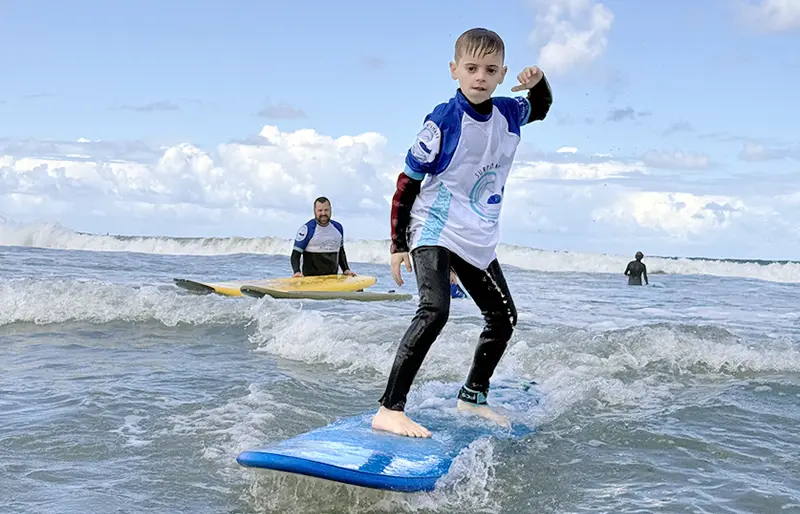 Clases de surf para niños